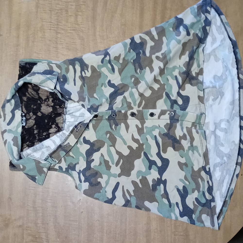 WallFlower Medium Camo